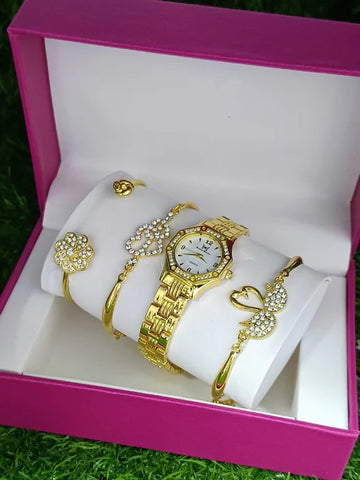 Ladies Gold Watch Diamond Wristwatch Female Fashion Bracelet Watches Women Full Diamond Watch